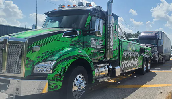 Towing-Services-Company-Tampa heavy towing service