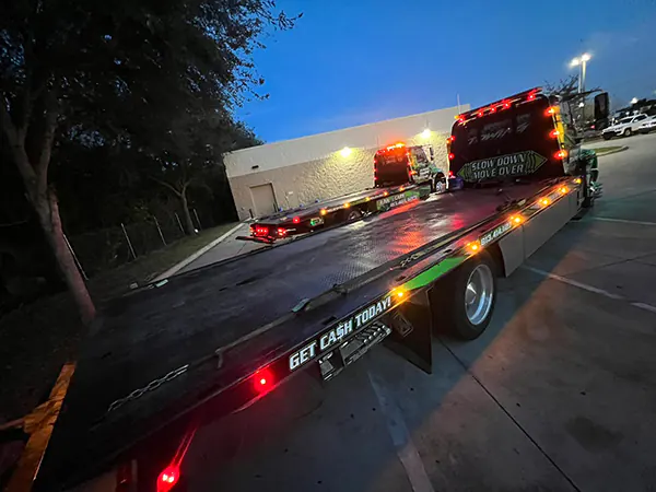 Alfredo Tow Trucks ready for towing service tampa