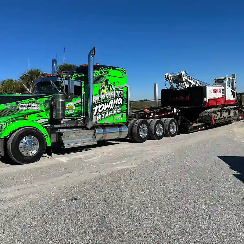 Images of a heavy duty transport in Tampa. Heavy Vehicle Transport.